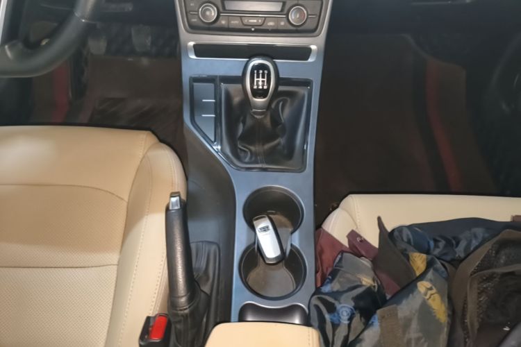 GEELY Emgrand 2018 car image #14