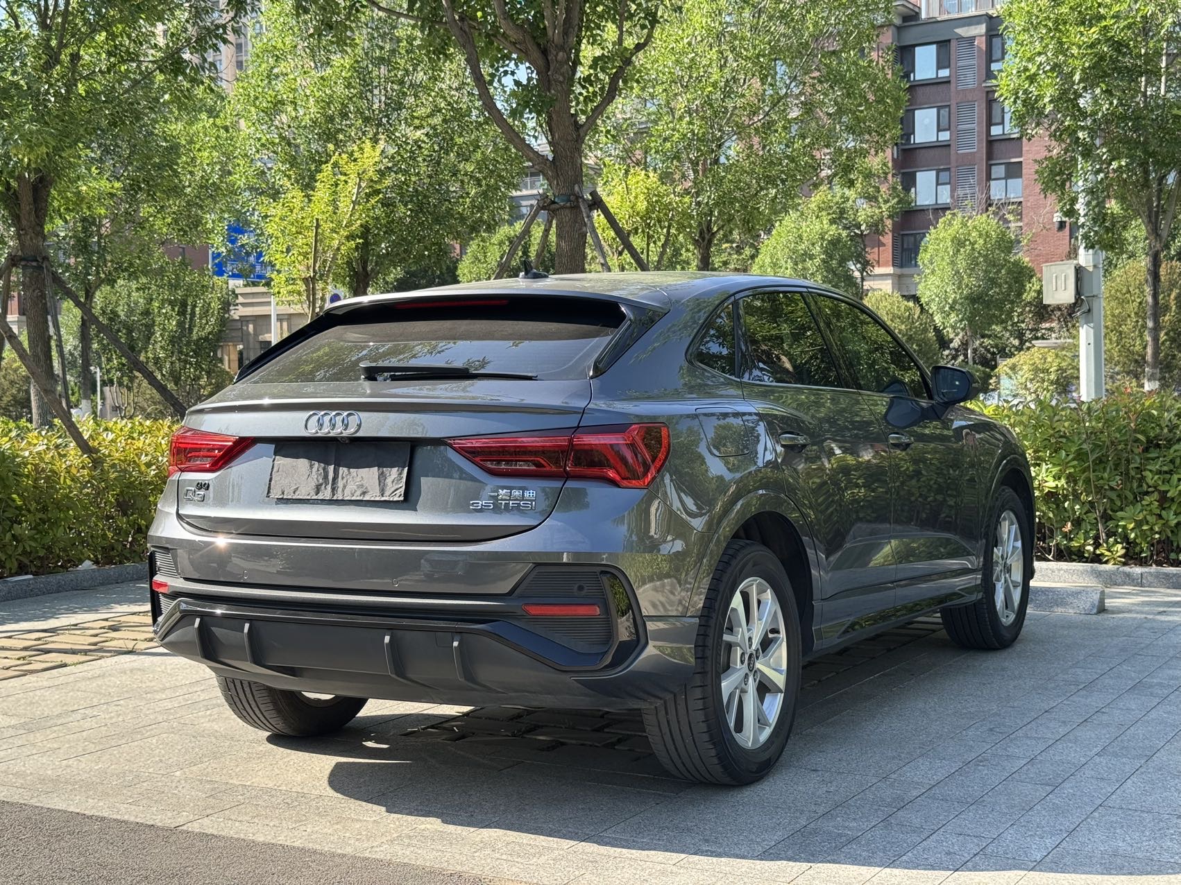Audi Q3 Sportback 2022 #8 Audi Q3 Sportback 2022 car image #8