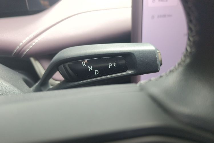 MI SU7 2025 car image #18