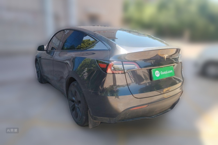 Tesla Model Y 2024 #5 Tesla Model Y 2024 car image #5