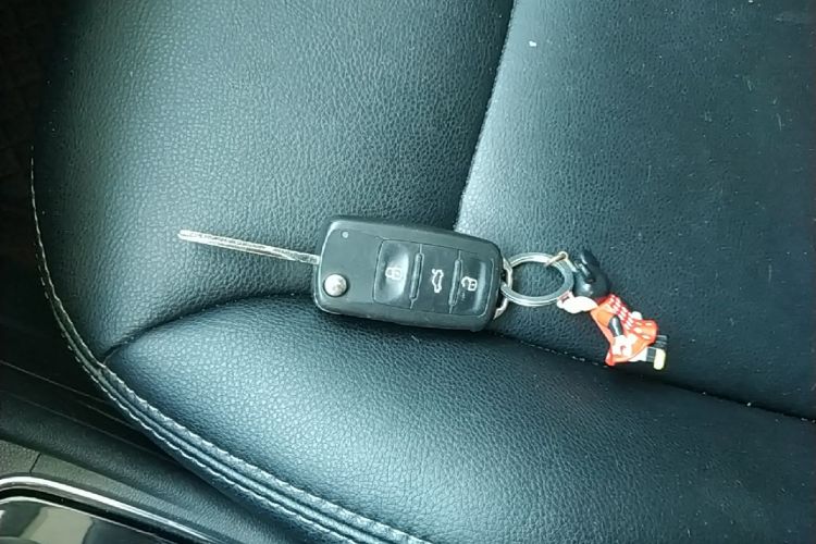 Volkswagen Polo 2019 #14 Volkswagen Polo 2019 car image #14
