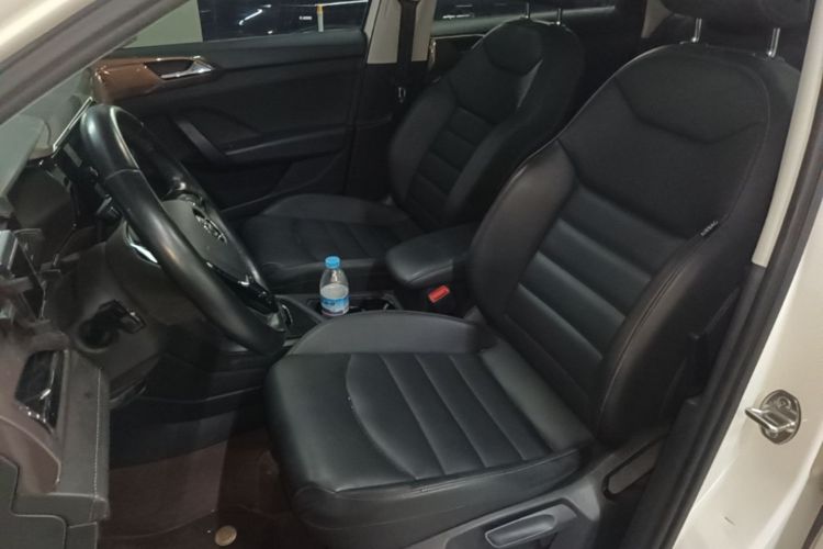 Volkswagen Tharu 2019 #19 Volkswagen Tharu 2019 car image #19