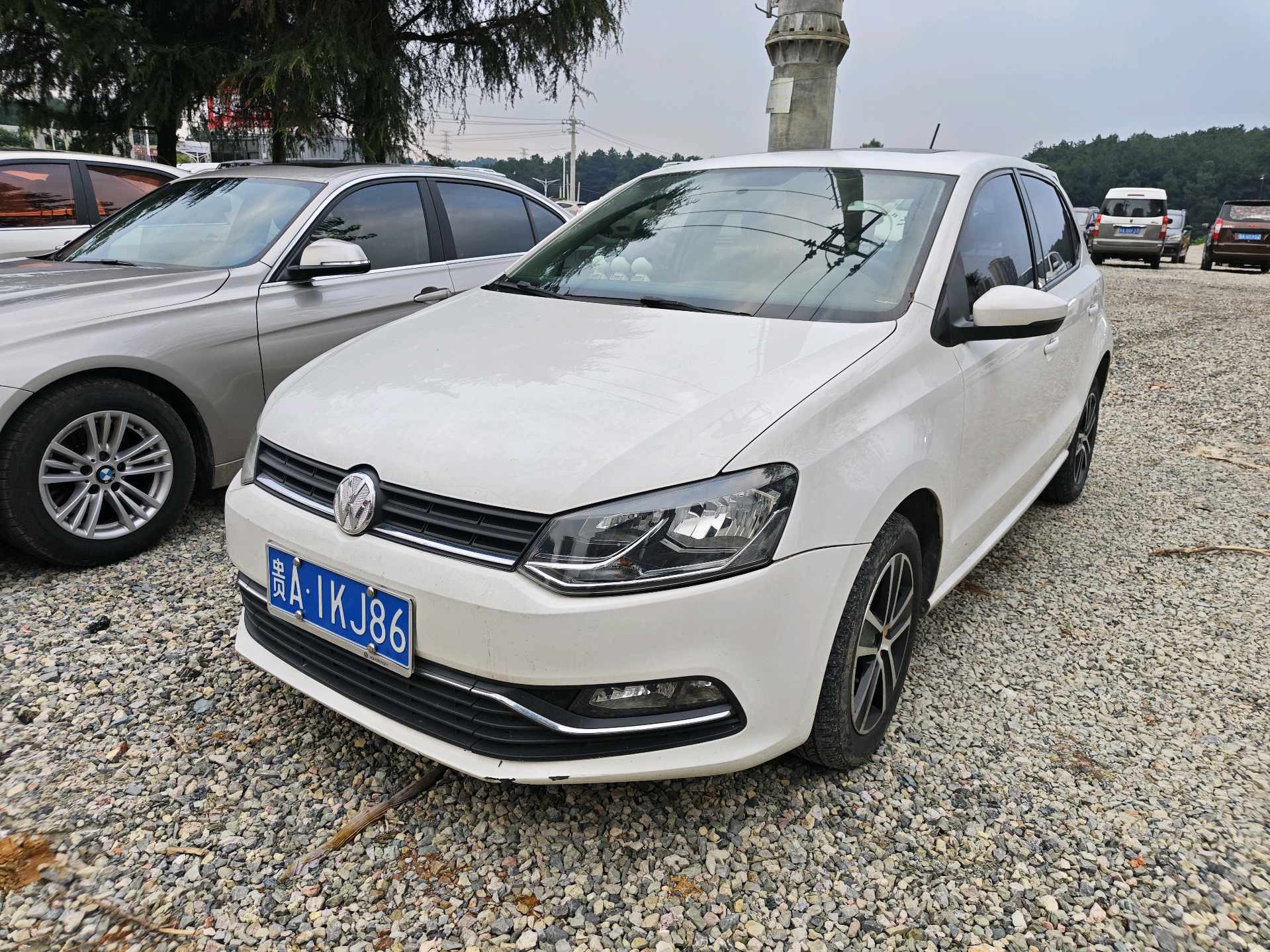 Volkswagen Polo 2018 car image 