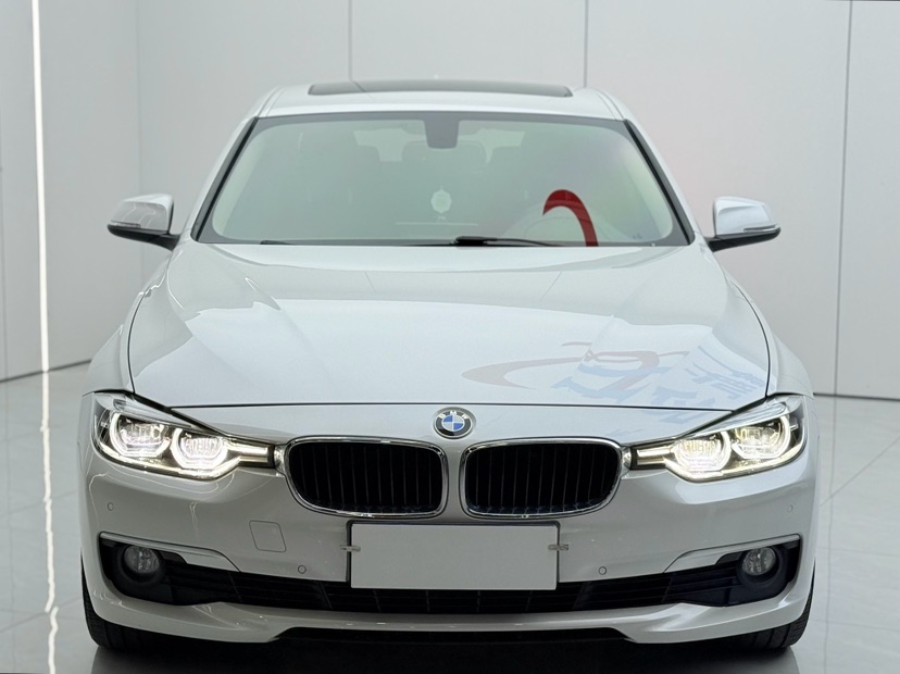 BMW 3 Series 2018 #2 BMW 3 Series 2018 car image #2
