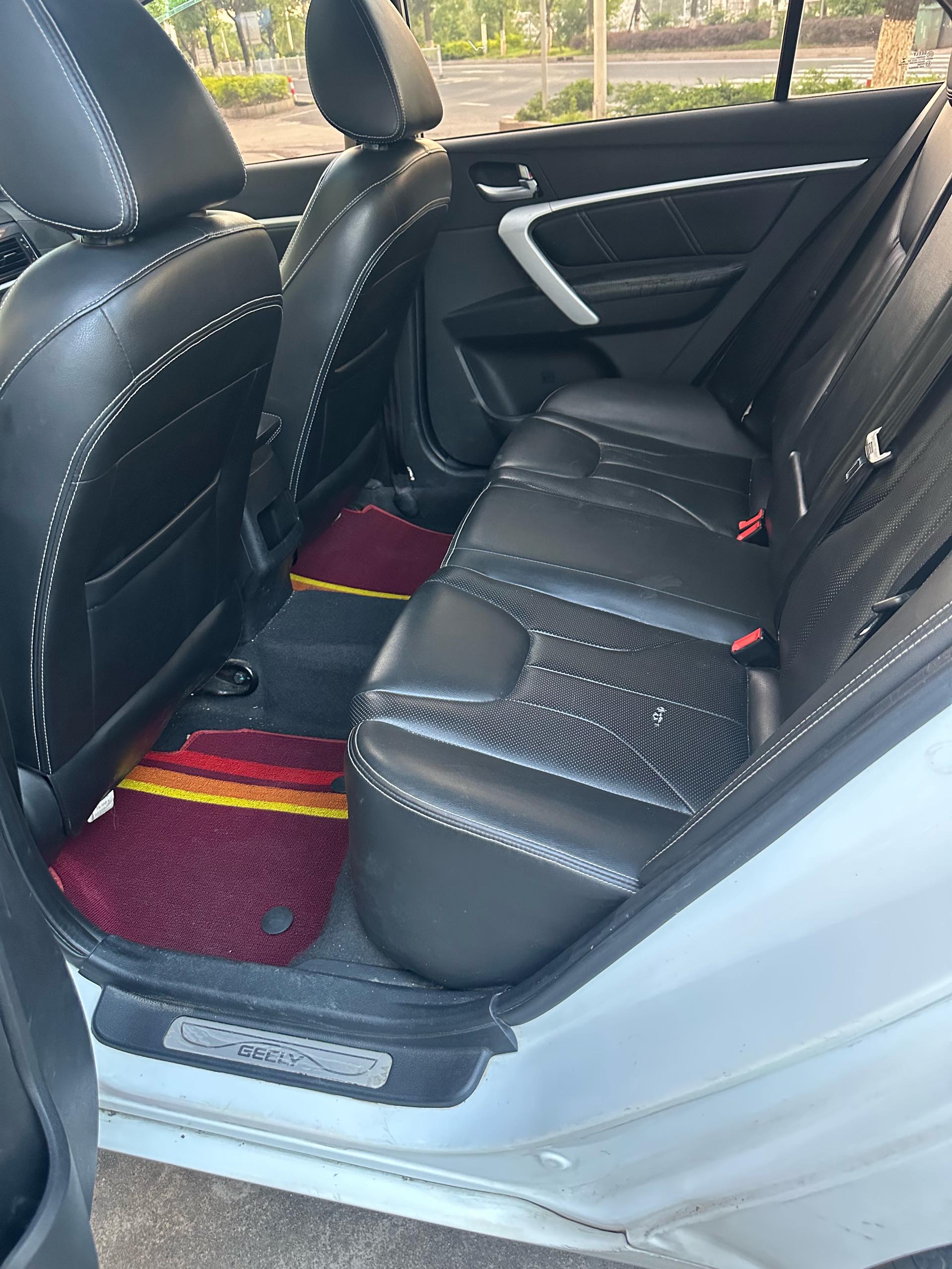 GEELY Emgrand 2017 car image #4