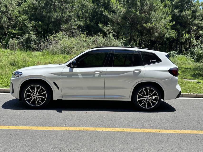 BMW X3 2022 car image #5