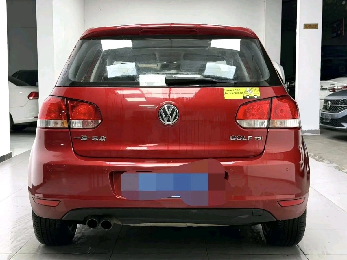Volkswagen Golf 2012 car image #3