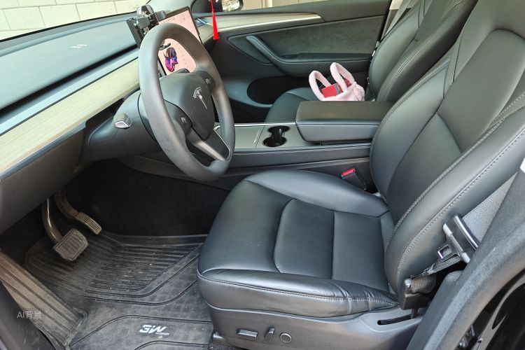 Tesla Model Y 2023 #17 Tesla Model Y 2023 car image #17