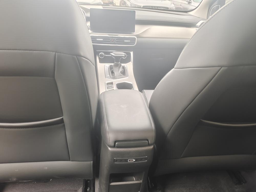 GEELY Coolray 2024 immagine di auto #6