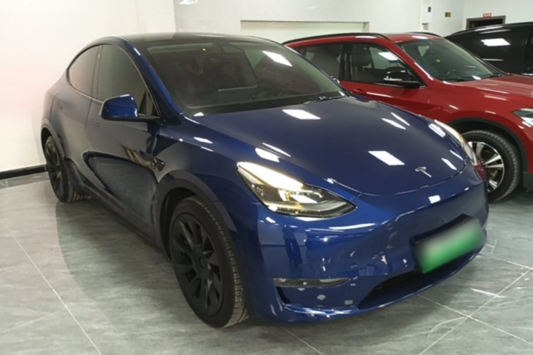 Tesla Model Y 2021 #4 Tesla Model Y 2021 car image #4