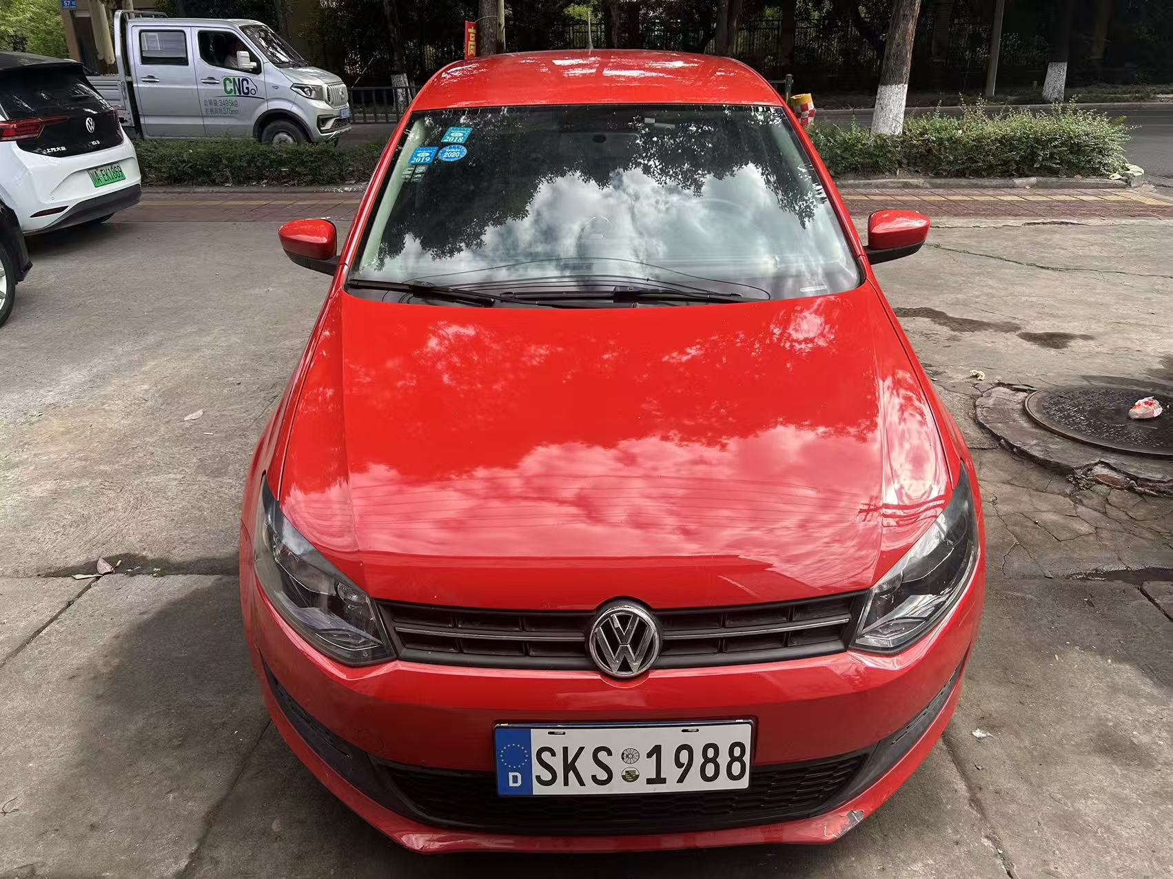 Volkswagen Polo 2012 car image #4