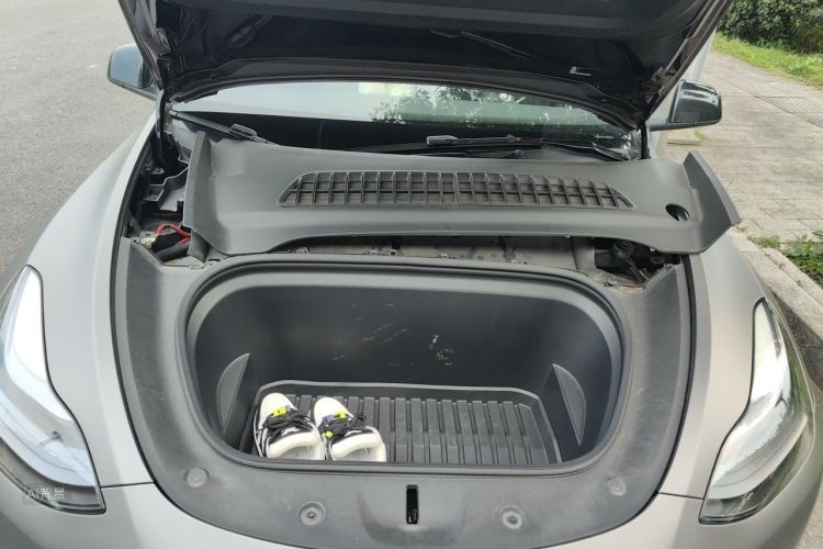 Tesla Model Y 2023 #22 Tesla Model Y 2023 immagine di auto #22