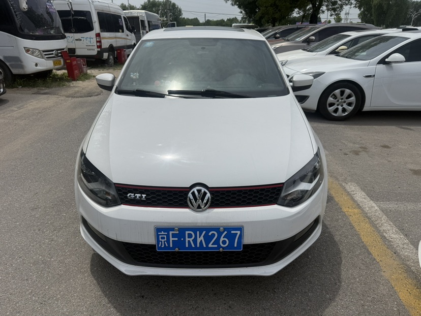 Volkswagen Polo 2012 #2 Volkswagen Polo 2012 изображение автомобиля #2