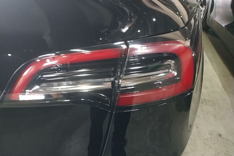 Tesla Model Y 2022 #8 Tesla Model Y 2022 car image #8