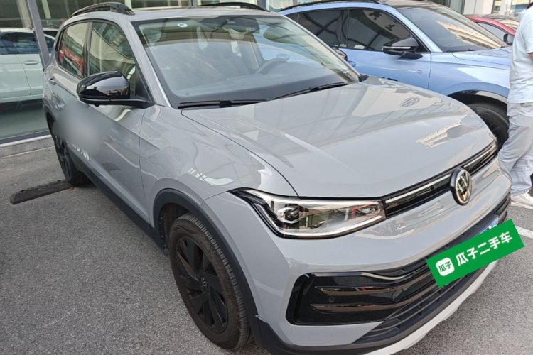 Volkswagen Tharu 2025 car image #4