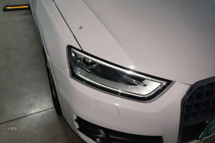 Audi Q3 2014 car image #8