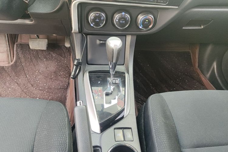 Toyota Corolla 2019 car image #18