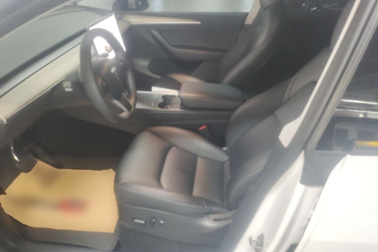 Tesla Model Y 2023 #19 Tesla Model Y 2023 car image #19