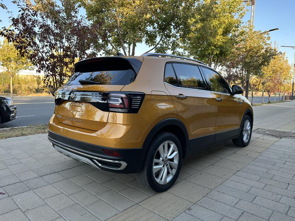 Volkswagen T-Cross 2023 #6 Volkswagen T-Cross 2023 car image #6