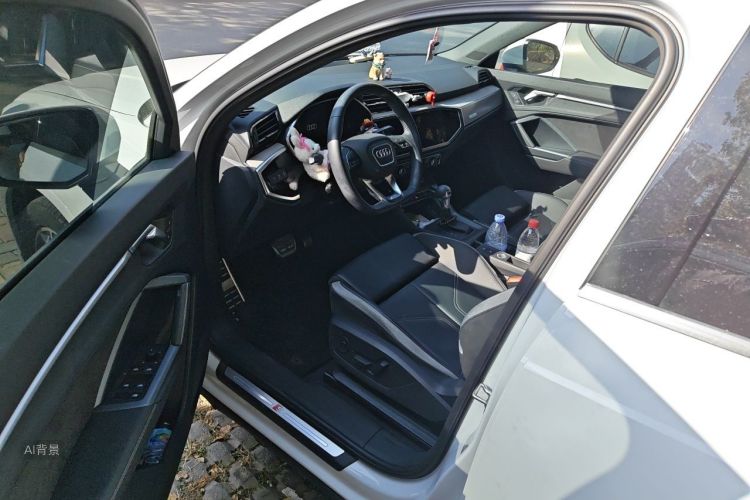 Audi Q3 2024 #18 Audi Q3 2024 изображение автомобиля #18