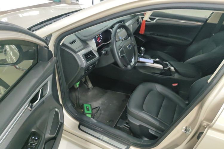 GEELY Emgrand GL 2018 car image #16
