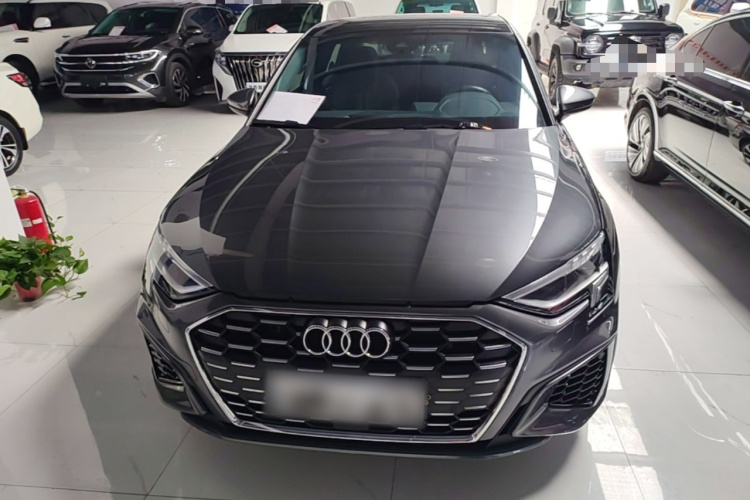 Audi A3 2024 car image #3