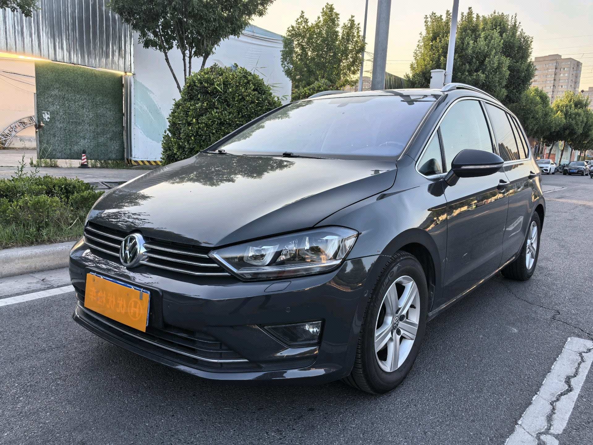 Volkswagen Golf (Imported) 2015 Volkswagen Golf (Imported) 2015 car image