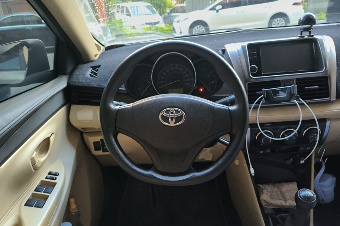 Toyota Vios 2015 immagine di auto #22