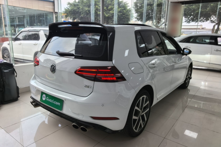 Volkswagen Golf 2018 #5 Volkswagen Golf 2018 صورة سيارة #5
