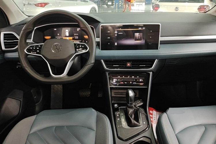 Volkswagen Tharu 2023 car image #10