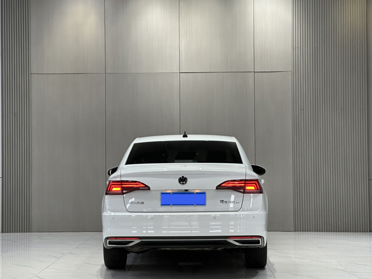 Volkswagen Bora 2022 car image #10