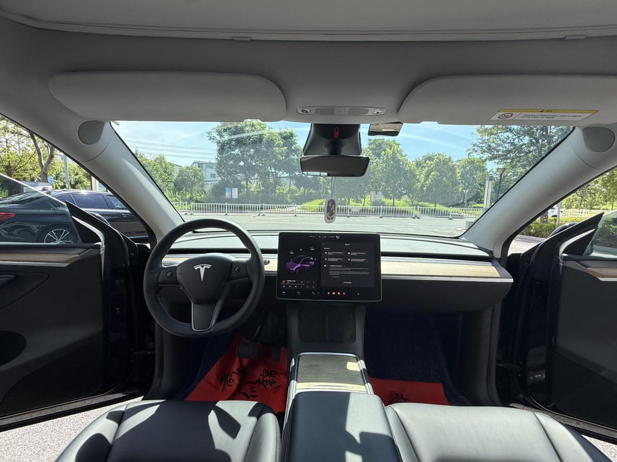 Tesla Model Y 2023 #5 Tesla Model Y 2023 immagine di auto #5