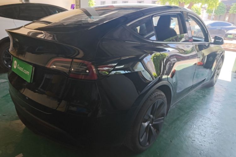 Tesla Model Y 2022 #7 Tesla Model Y 2022 car image #7