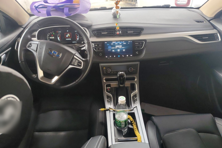 GEELY Emgrand 2018 immagine di auto #7