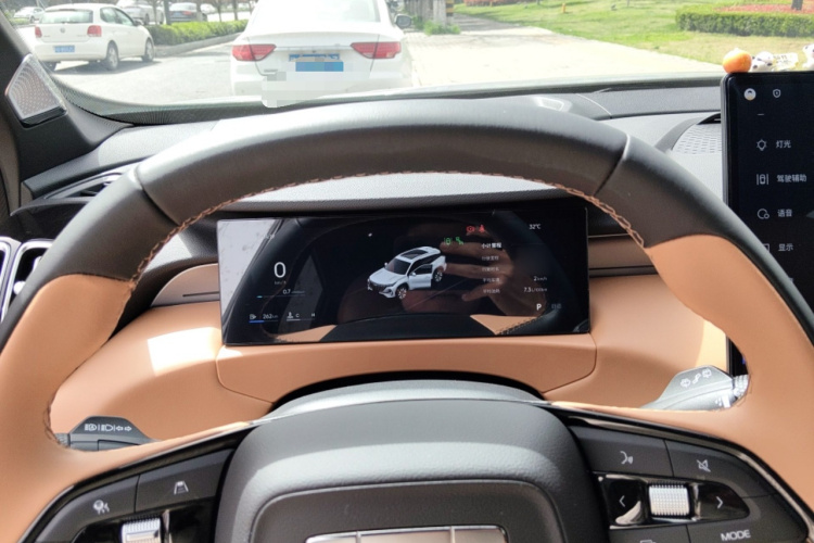 GEELY Boyue L 2025 صورة سيارة #16