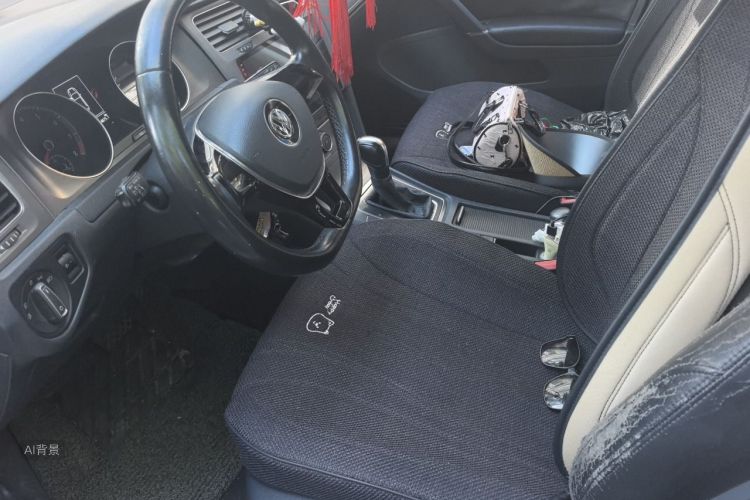 Volkswagen Golf 2017 car image #17