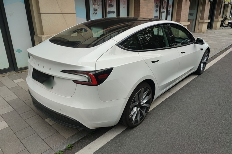 Tesla Model 3 2023 #7 Tesla Model 3 2023 car image #7