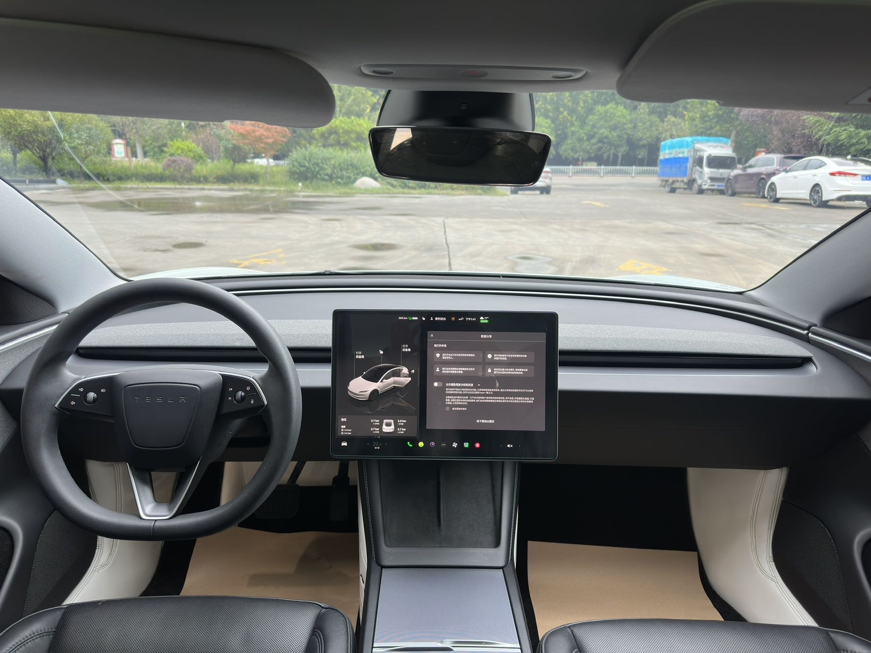 Tesla Model 3 2024 car image #8