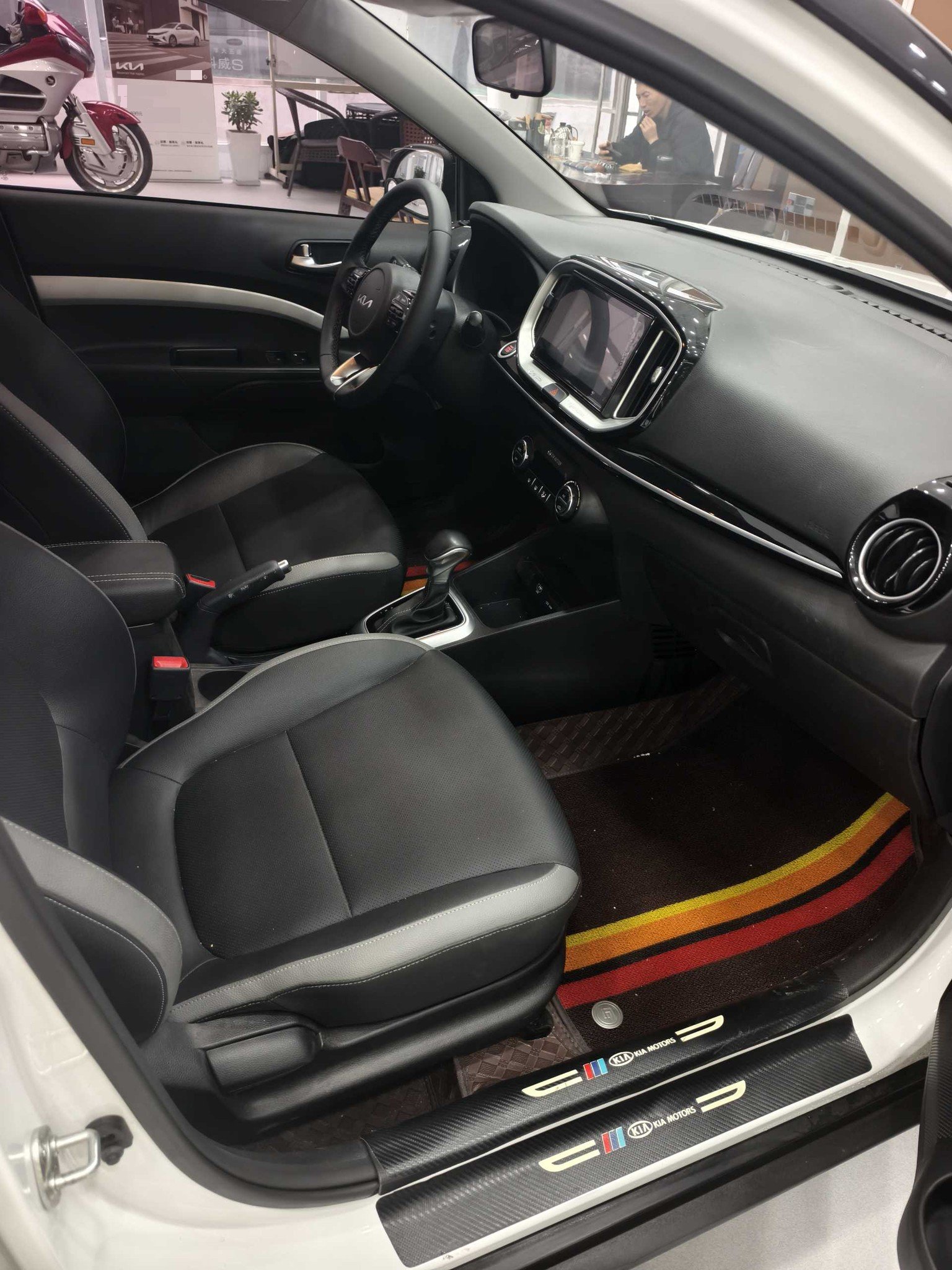 Kia KX1 2024 immagine di auto #12