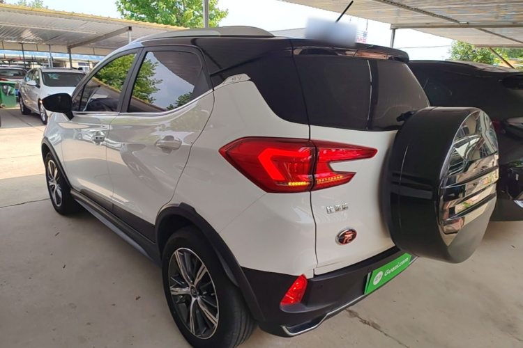 BYD Yuan New Energy 2019 #5 BYD Yuan New Energy 2019 car image #5