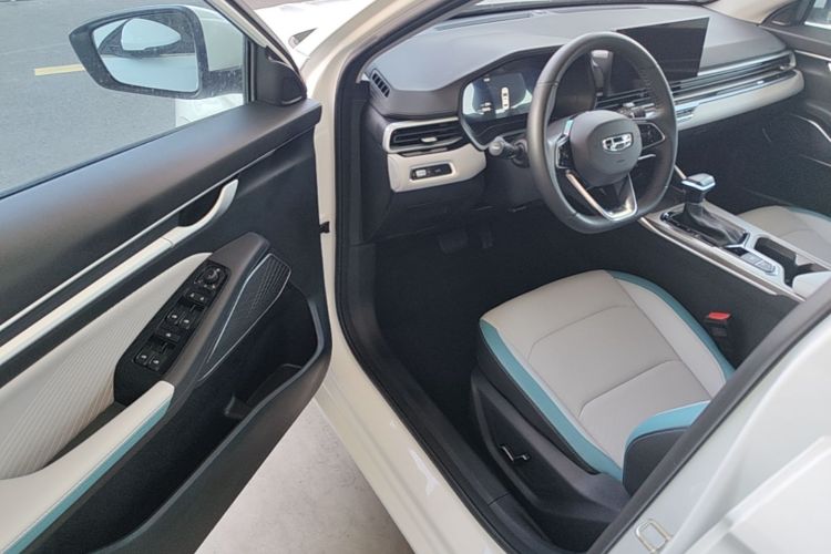 GEELY Emgrand 2023 car image #12