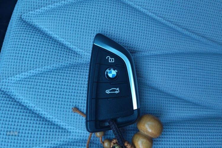 BMW X1 2017 #10 BMW X1 2017 car image #10