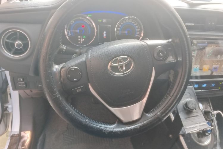 Toyota Corolla 2017 car image #12