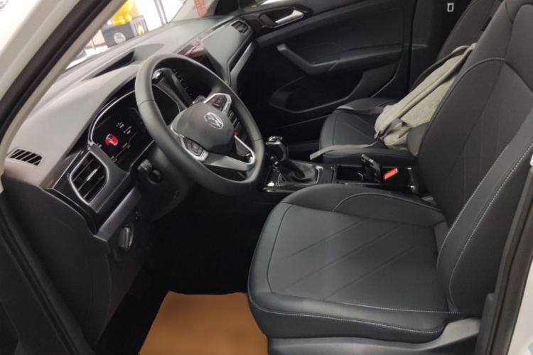 Volkswagen Tharu 2026 imagem de carro #15