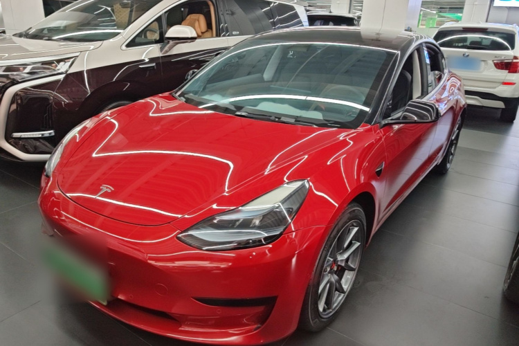 Tesla Model 3 2022 car image #2