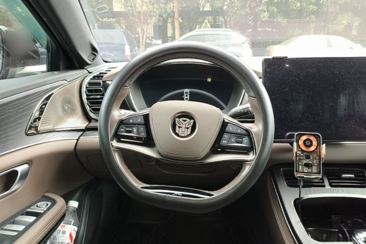 BYD Han 2022 image de voiture #15