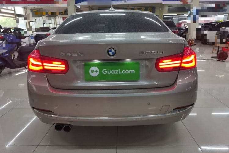 BMW 3 Series 2017 #4 BMW 3 Series 2017 car image #4