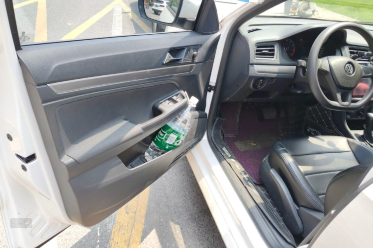 Volkswagen Lavida 2020 car image #18