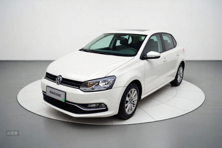 Volkswagen Polo 2015 car image #2