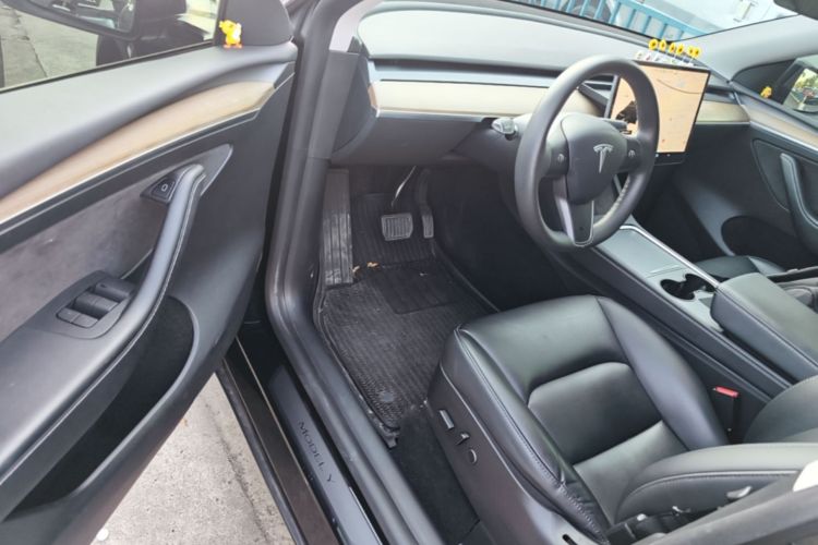 Tesla Model Y 2021 #16 Tesla Model Y 2021 immagine di auto #16